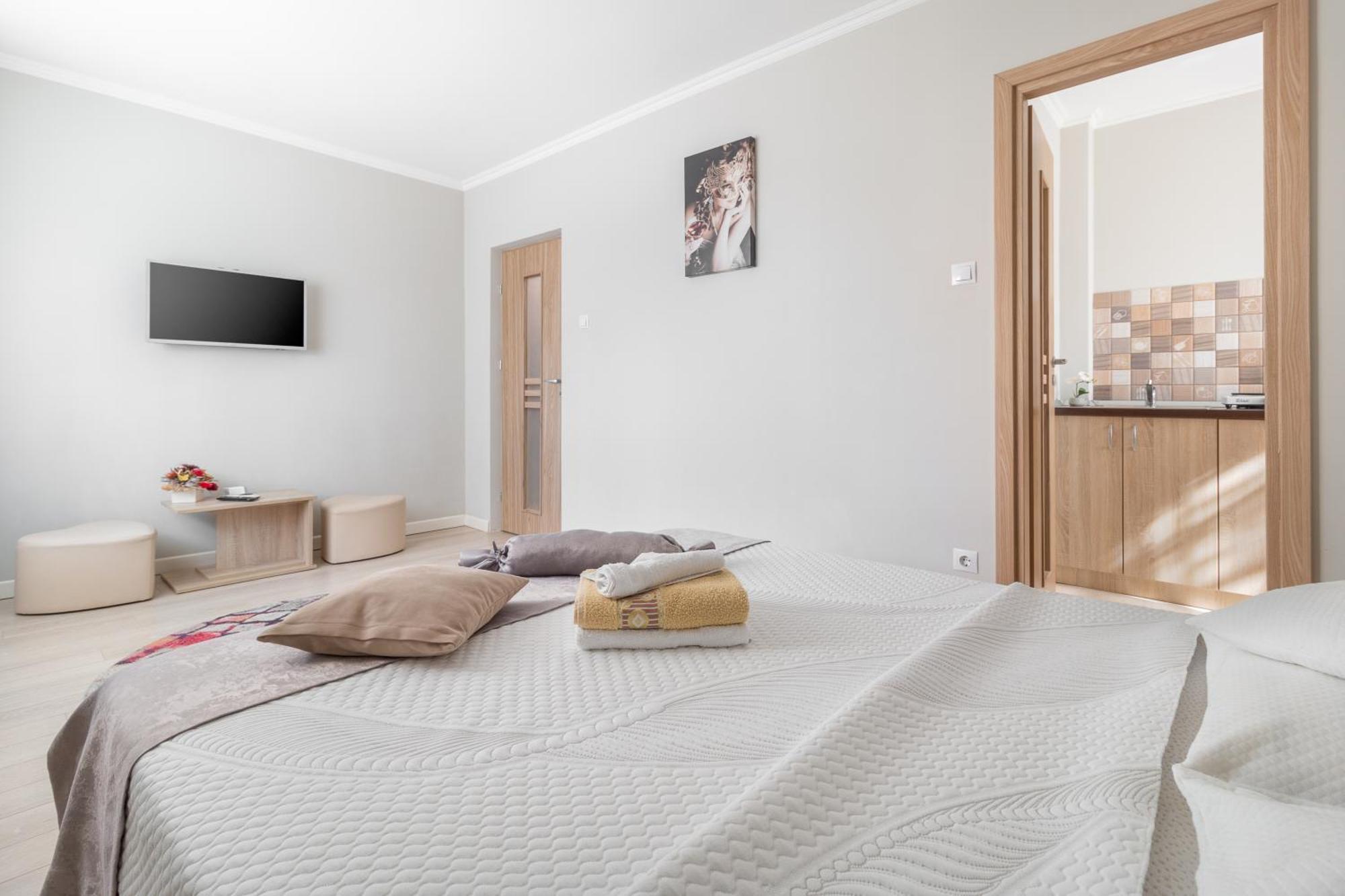 Venezia Studio Apartment Oradea Extérieur photo